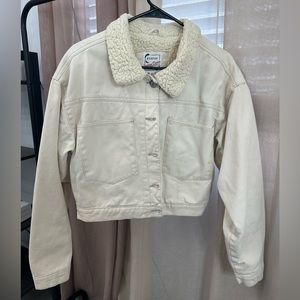 Womens Medium Cropped Cream Jean Jacket Cotton blend Faux fur